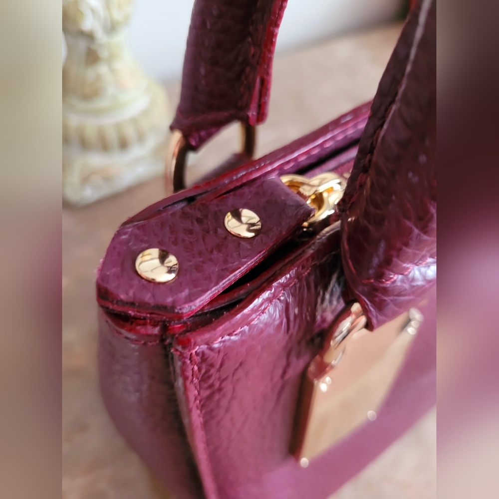 Giorgia Milani 100%Genuine Pebbled Leather Elegant Burgundy Mini Handbag 9"×7"×4 - Picture 7 of 16
